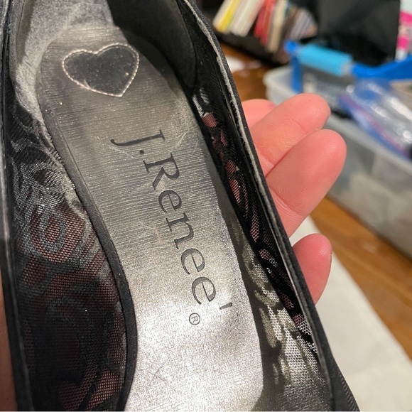 J. Renee Shoes Women's Black Mesh Medium Heel Dress Pumps Size 6.5M - Picture 8 of 12